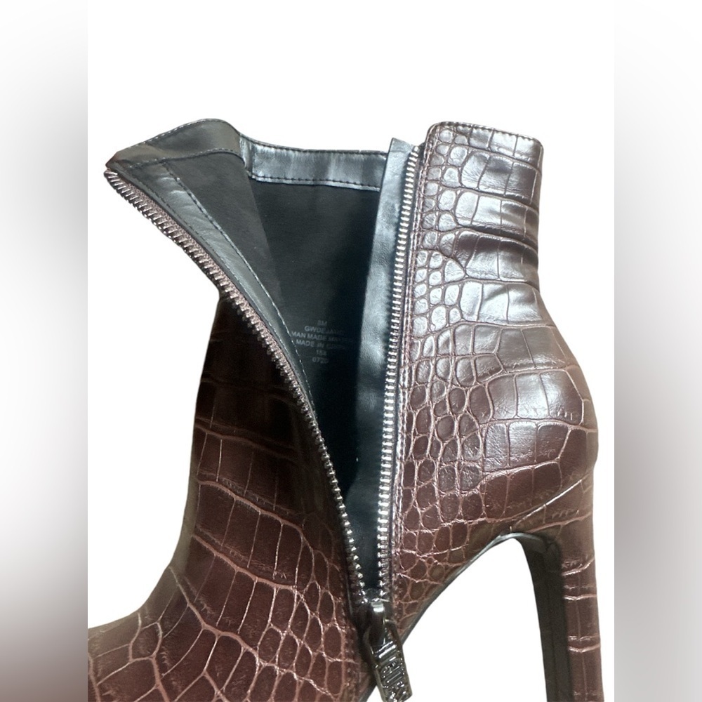 GUESS Dejah dark brown croc embossed platform ankle boots size 8M - Picture 5 of 7